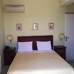 安吉利卡别墅酒店公寓 4*